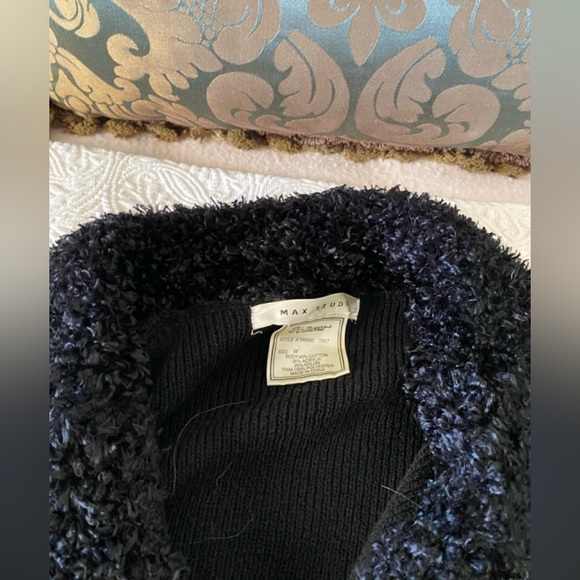 Cardigan Sweater; faux fur trim. Vintage Max Studio. BLACK - Picture 5 of 6